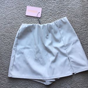 Missguided Faux cream leather skort size 2